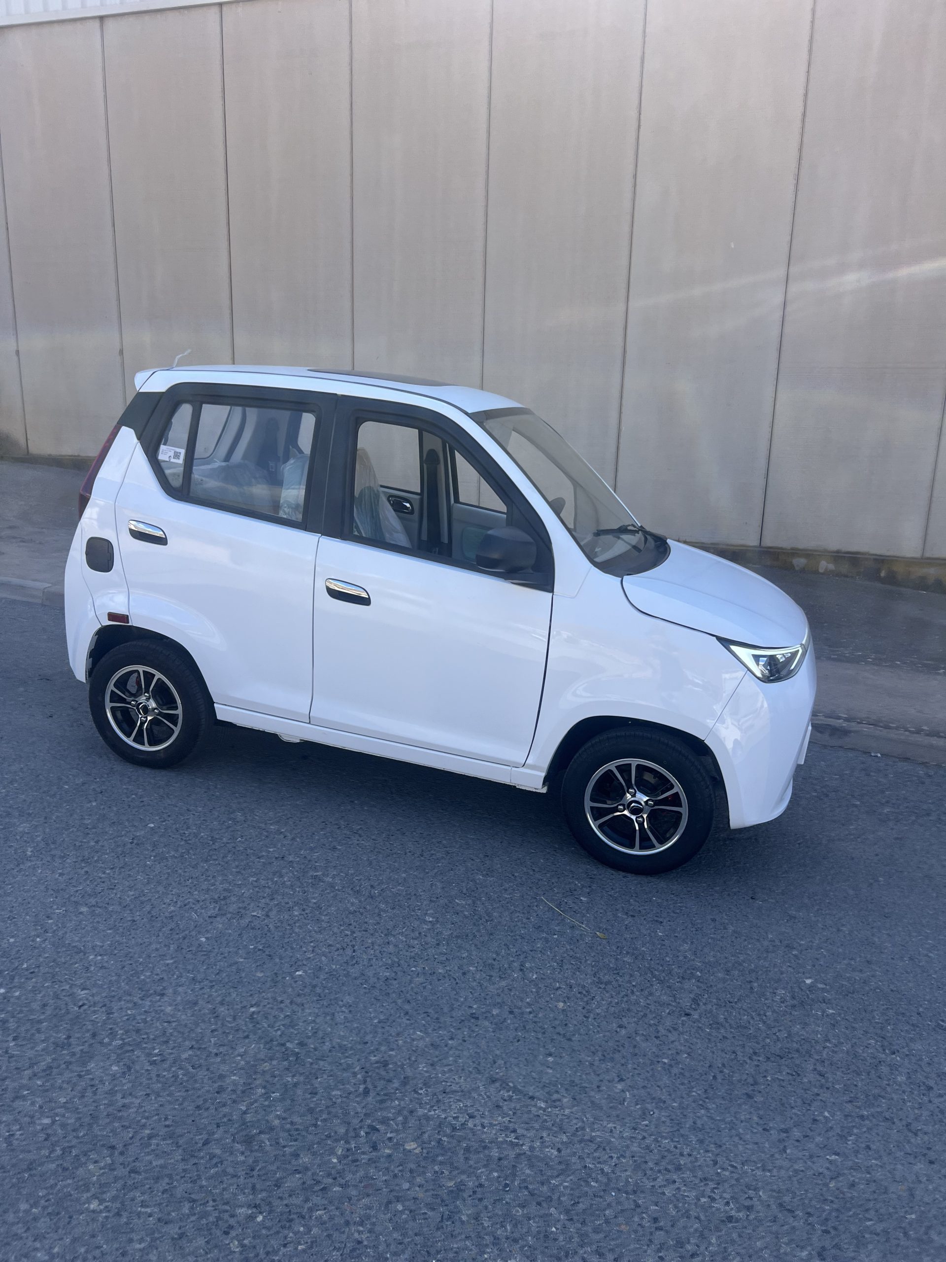 COCHE SIN CARNET ELÉCTRICO NUXCO N4 - Imagen 4